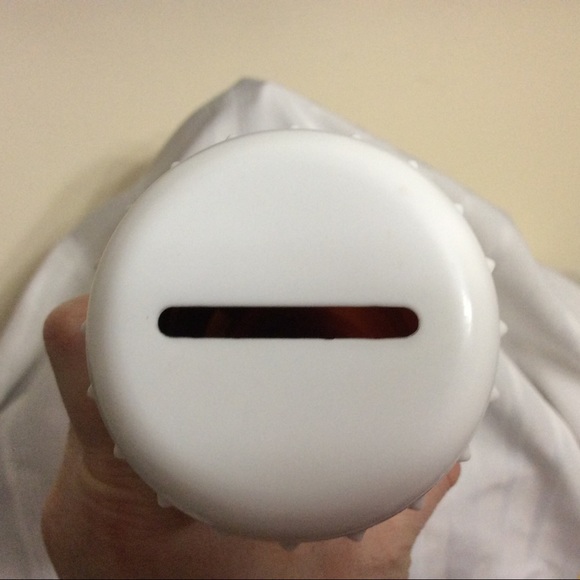 Vancouver Canucks coin bank - Picture 8 of 8